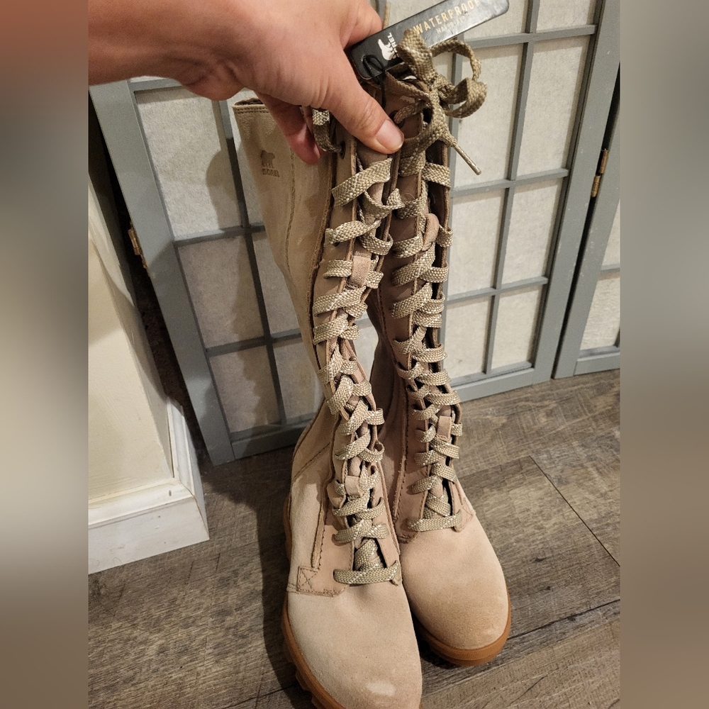 Boots.
